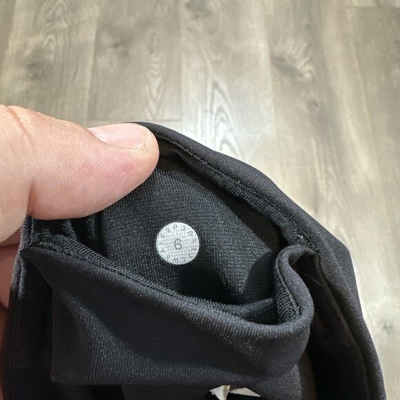 Lululemon Revitalize Crop (24") Womens Size 6 Full-On Luxtreme Legging - Picture 6 of 6